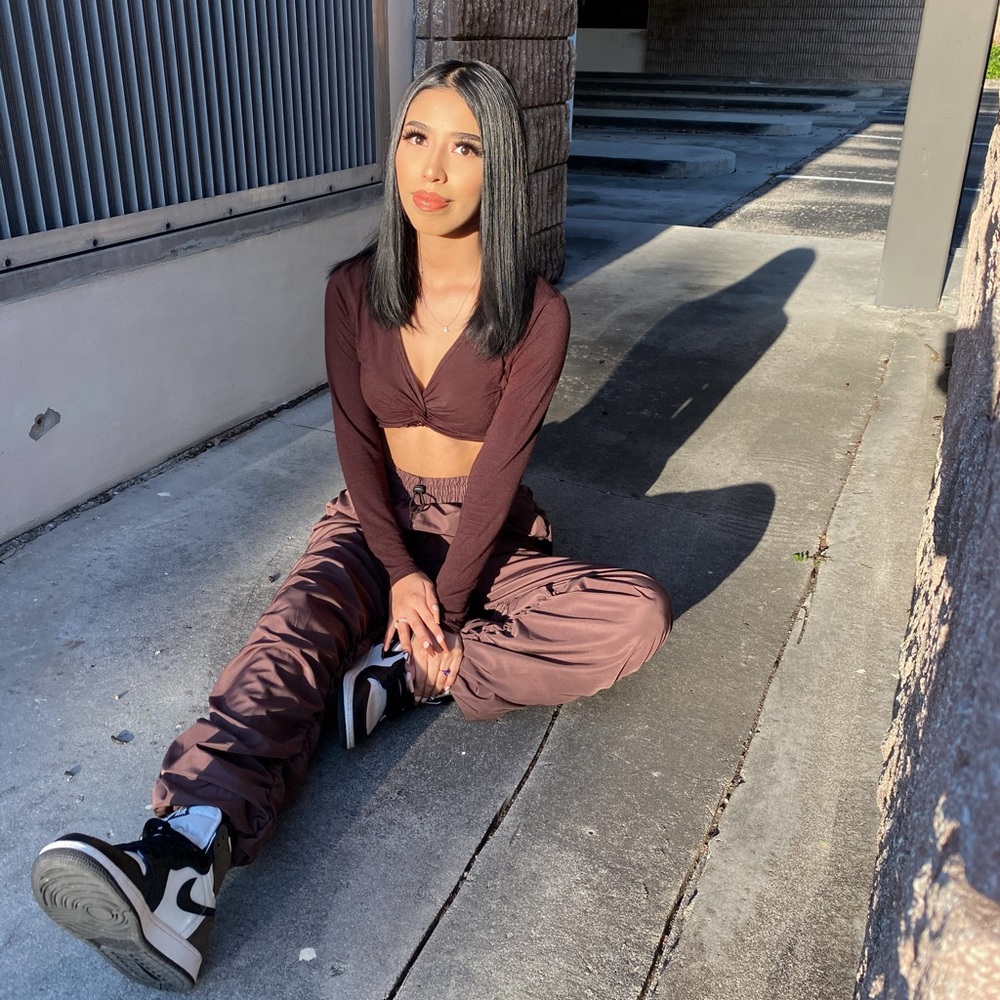 Meet your Posher, Mari ✨